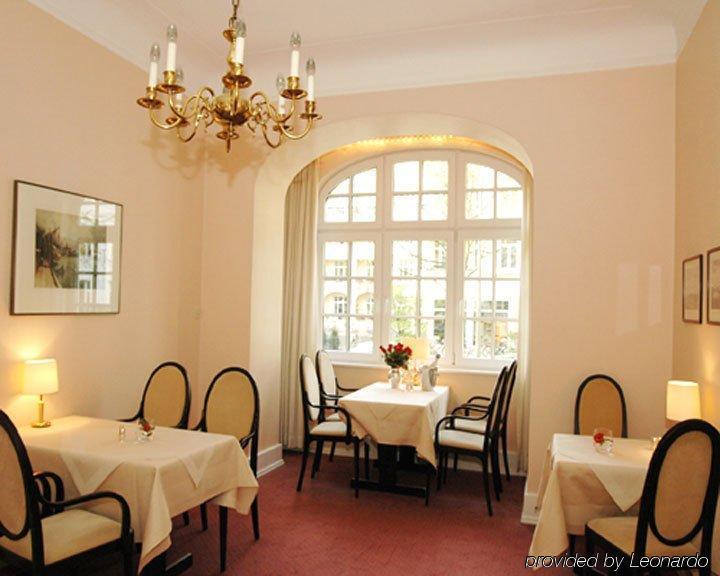 Romantik Hotel Das Smolka Hamburg Restoran fotoğraf